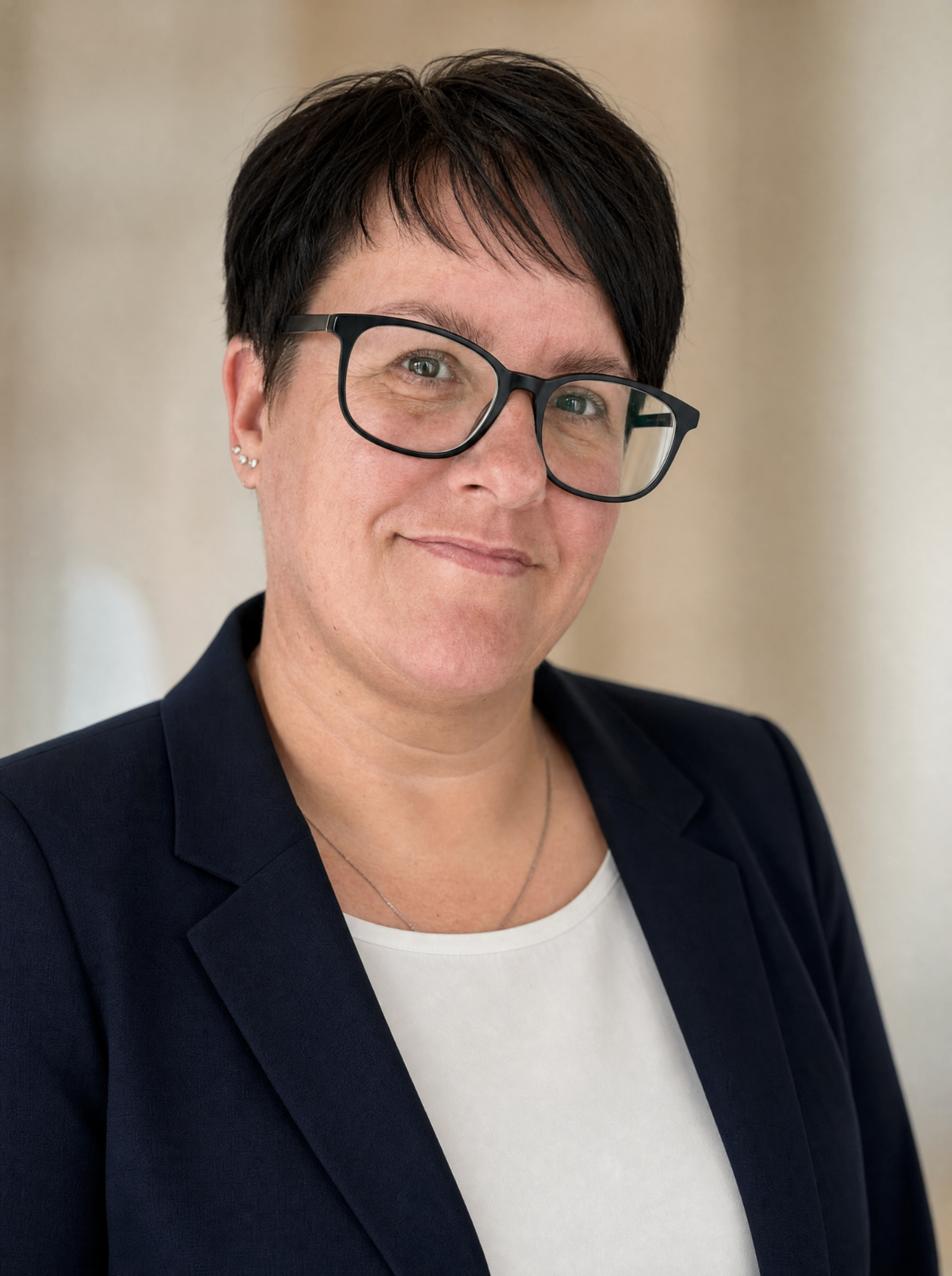 Portrait von Ramona Sperling
